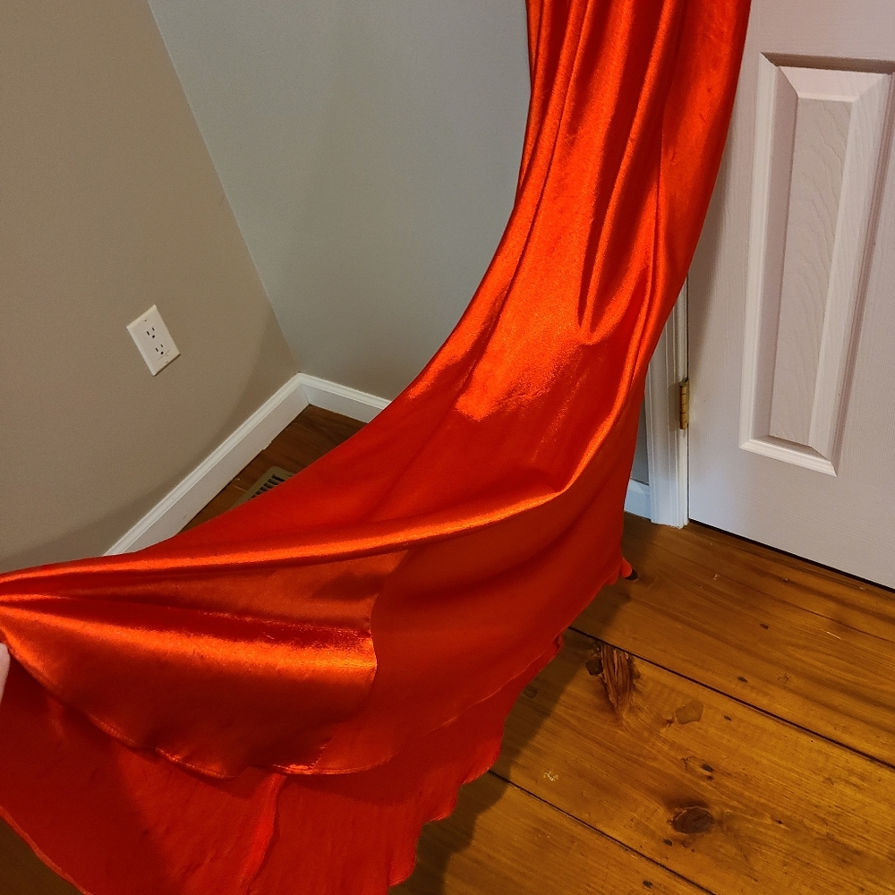 Prom dress - Picture 8 of 12